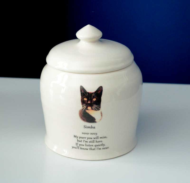Pet Urns - Chow Bella Ltd